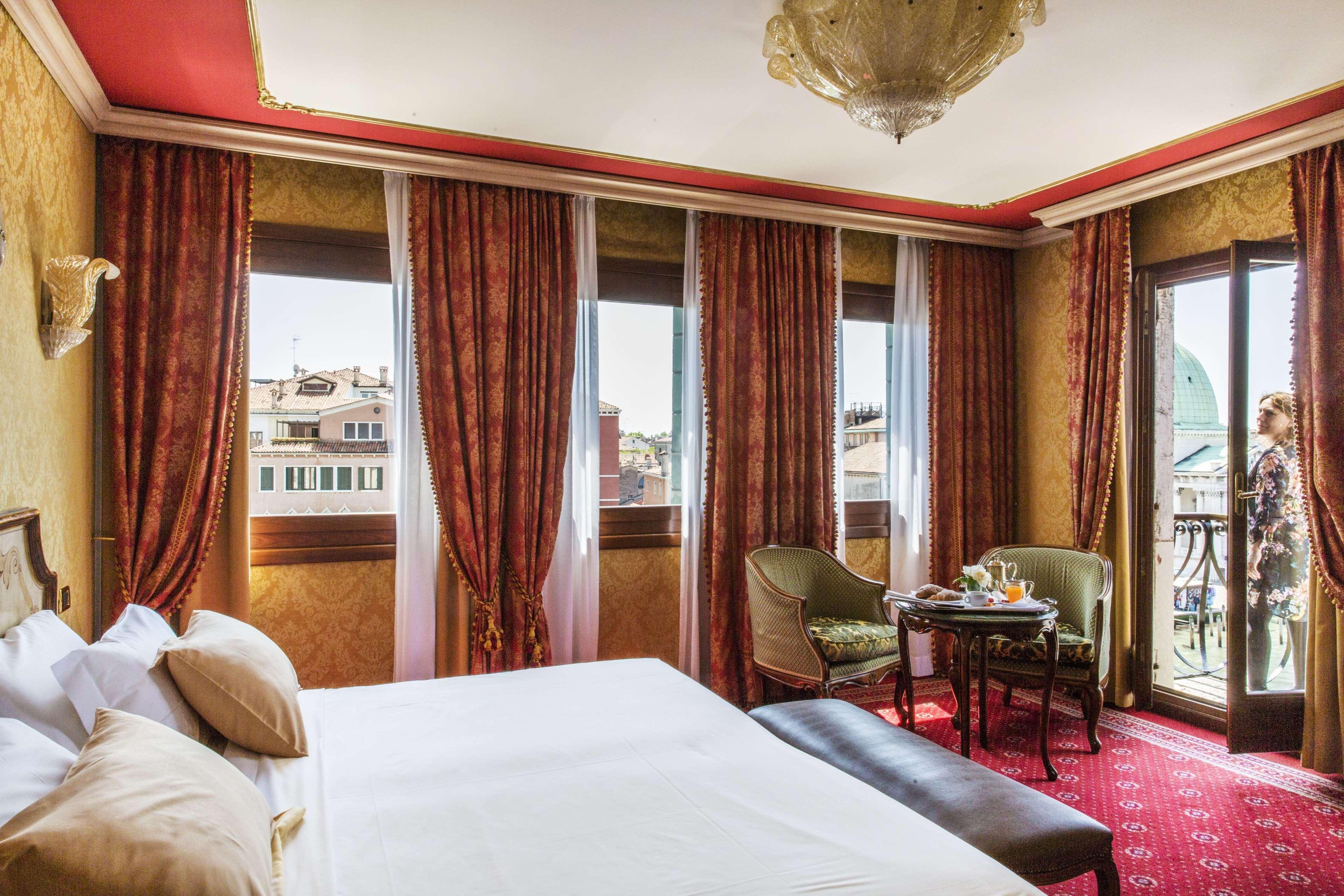 Nh Venezia Santa Lucia Hotell Exteriör bild