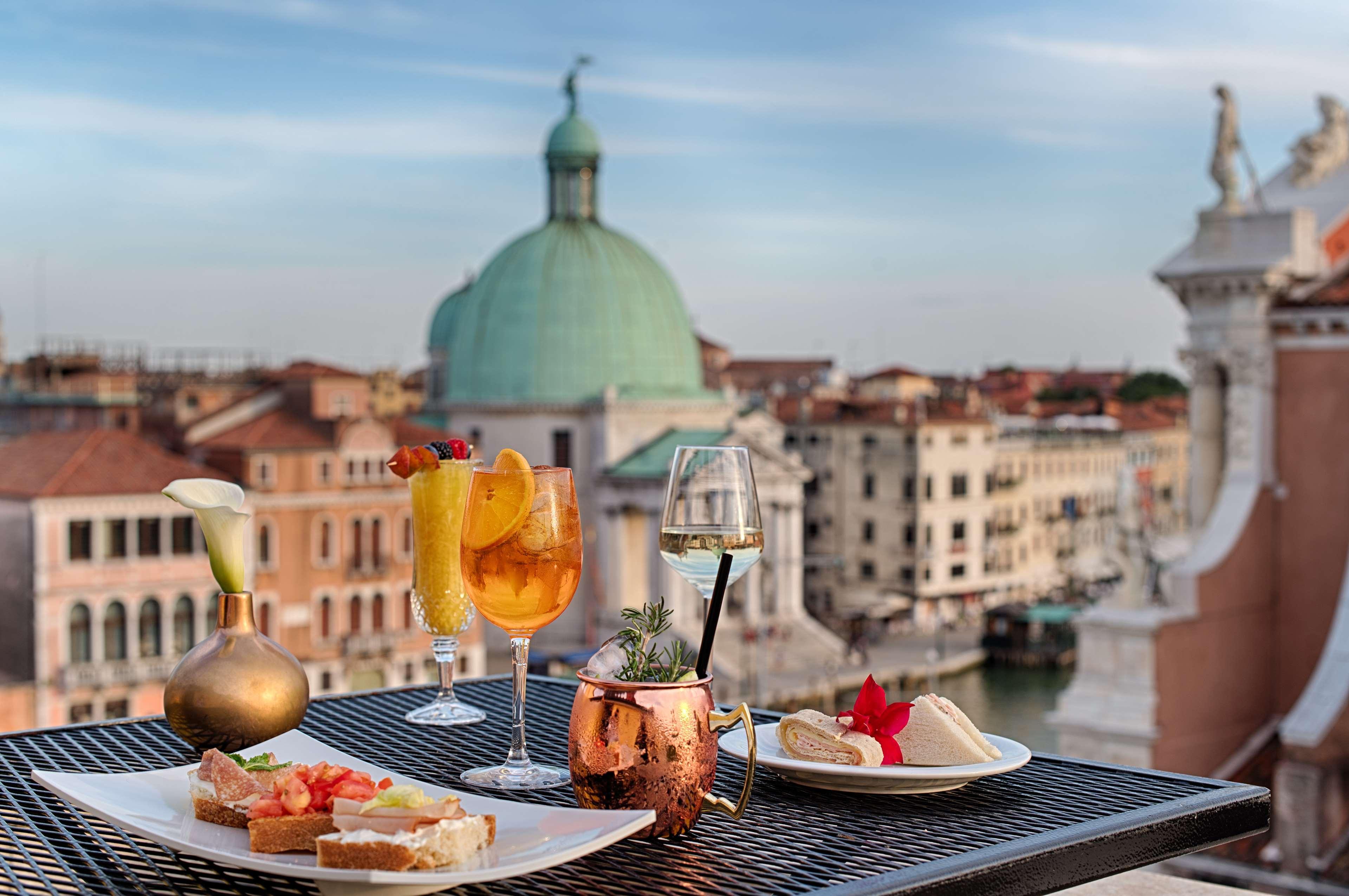 Nh Venezia Santa Lucia Hotell Exteriör bild