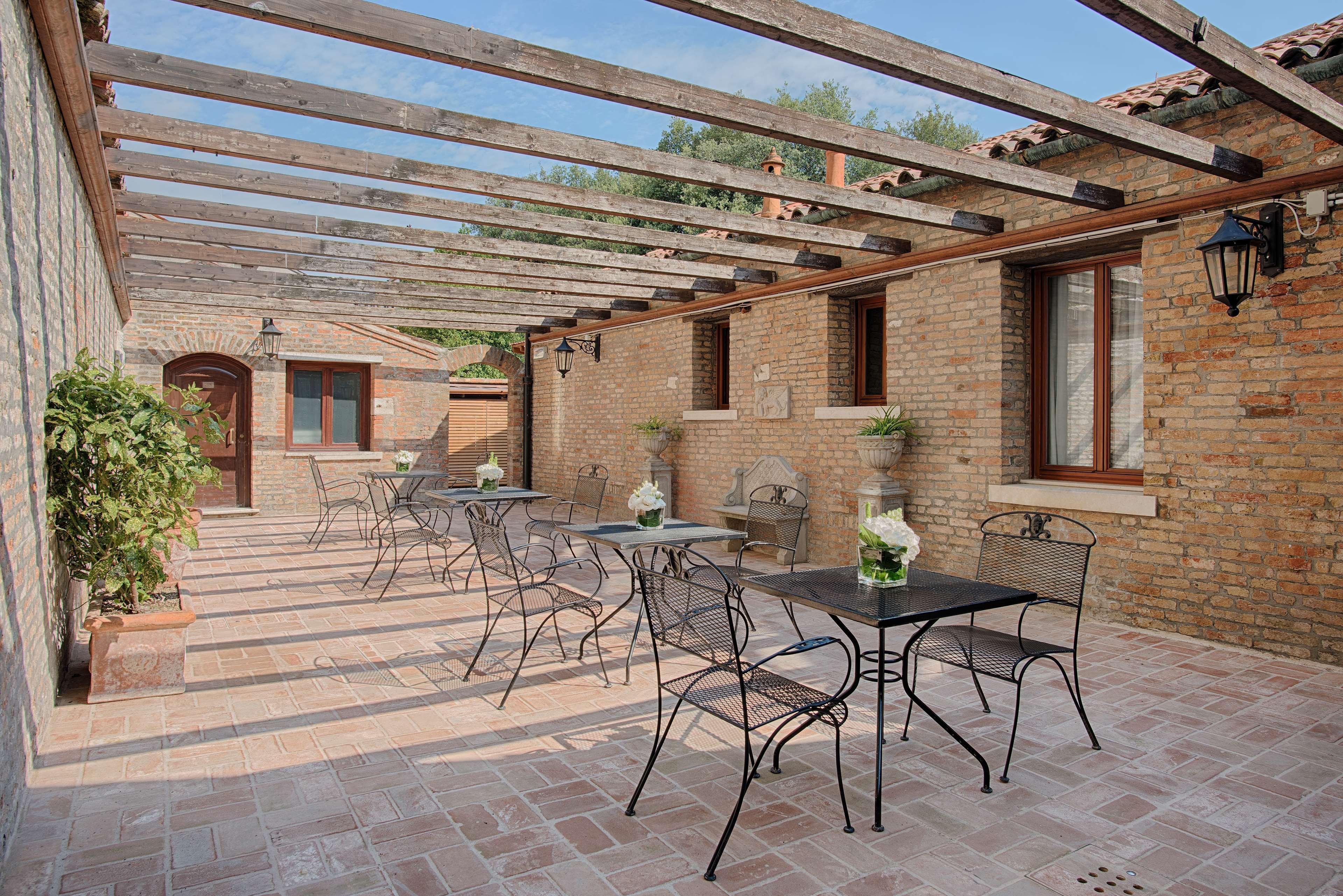 Nh Venezia Santa Lucia Hotell Exteriör bild