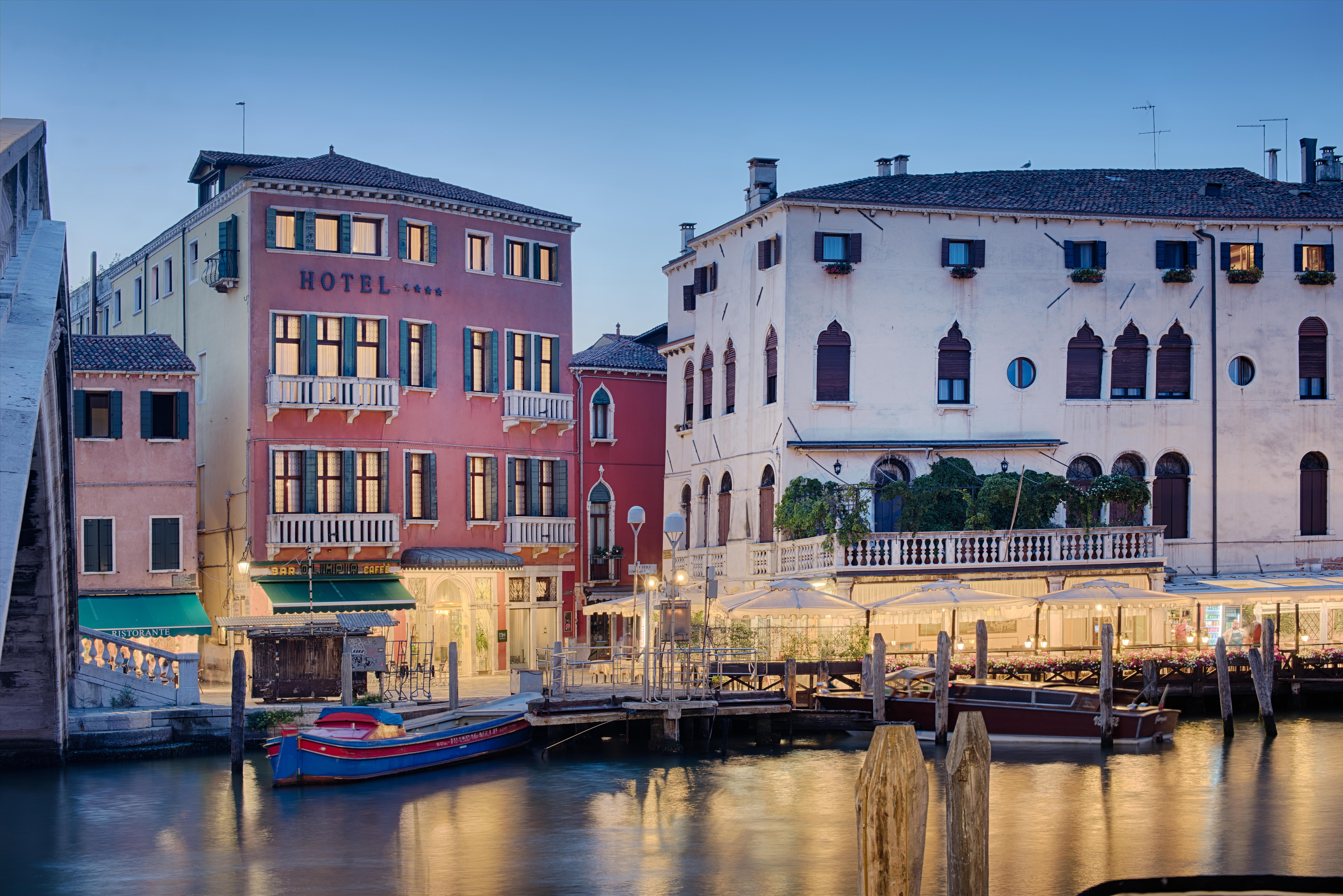 Nh Venezia Santa Lucia Hotell Exteriör bild