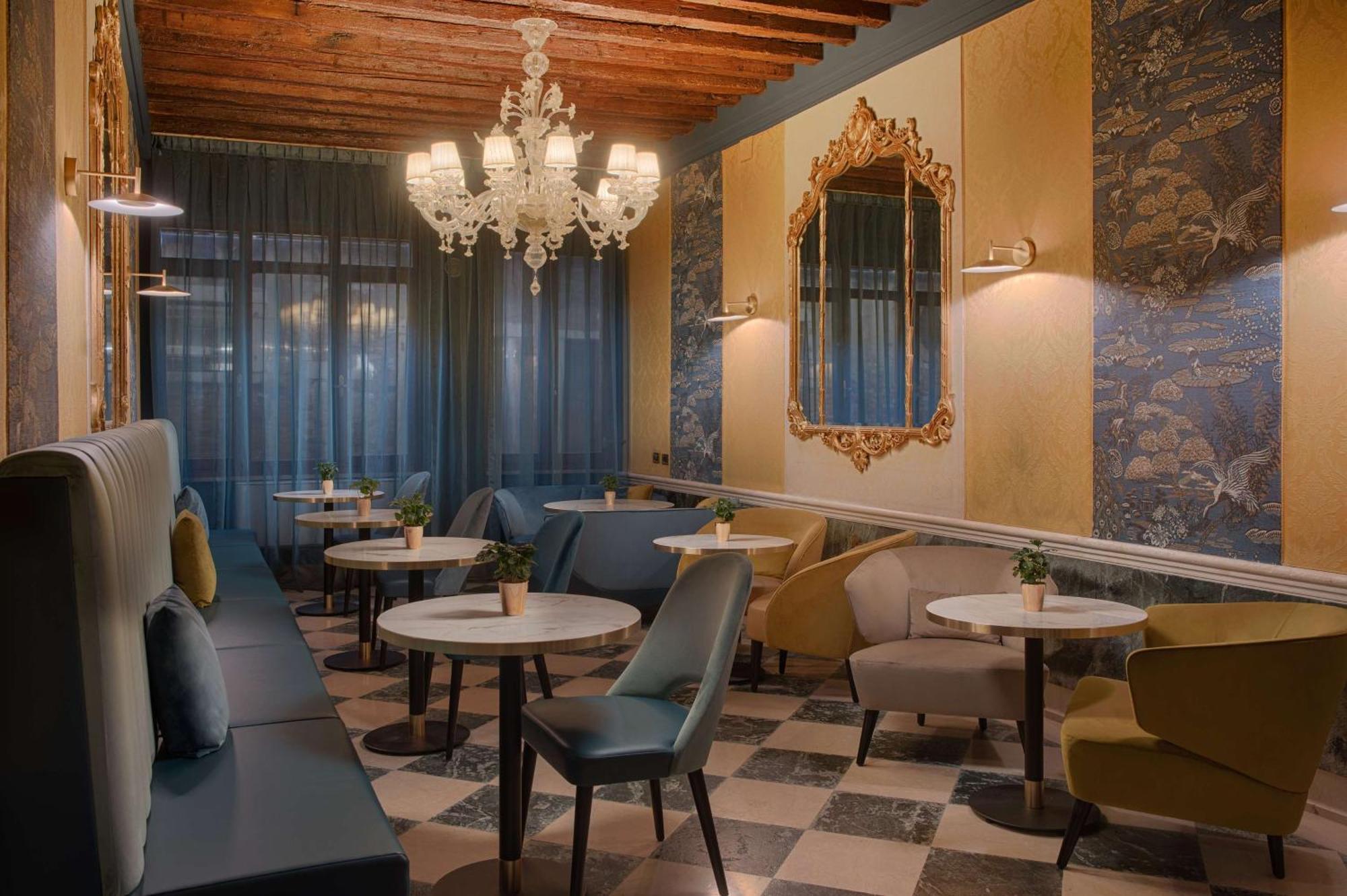 Nh Venezia Santa Lucia Hotell Exteriör bild