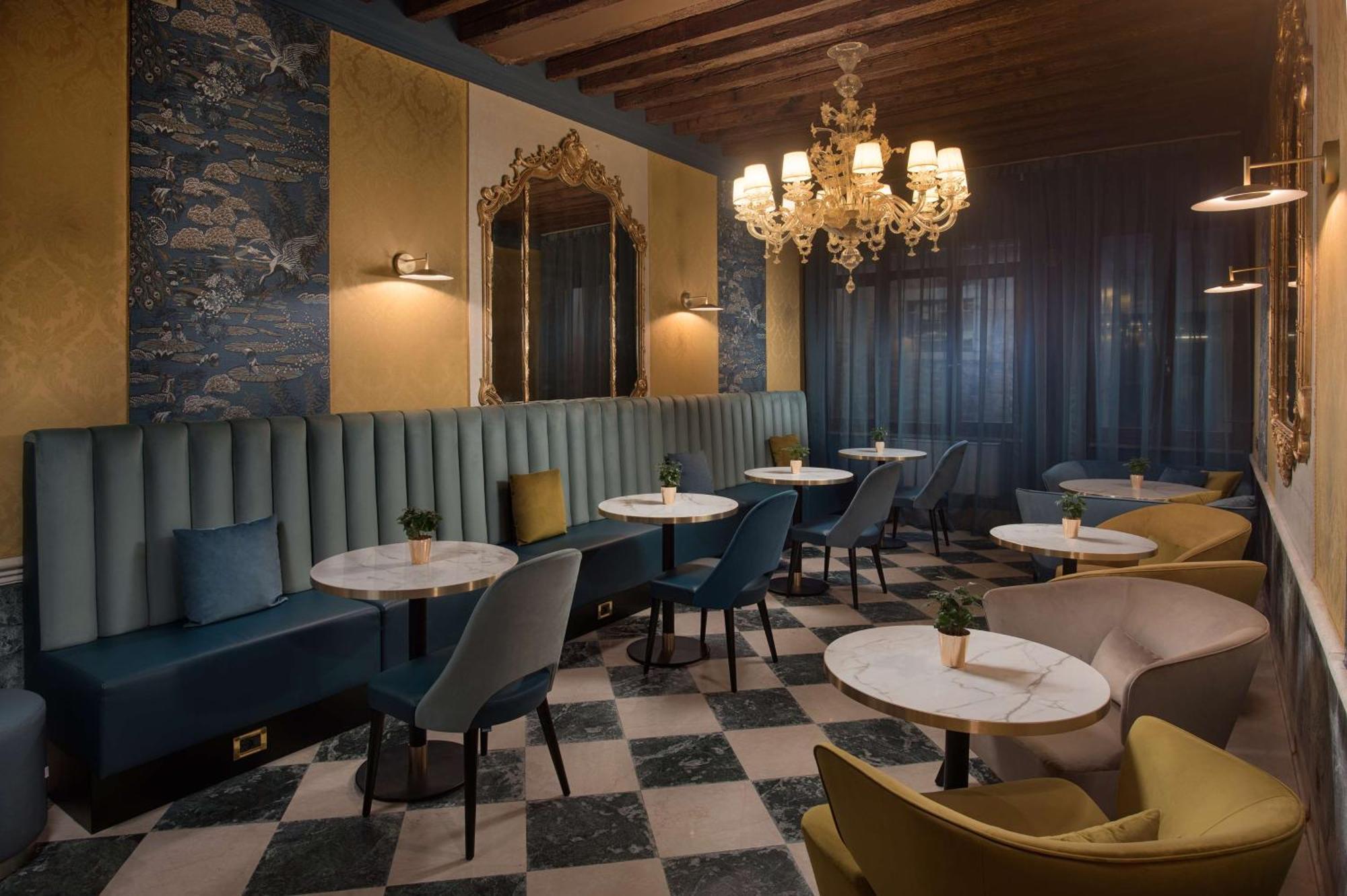 Nh Venezia Santa Lucia Hotell Exteriör bild