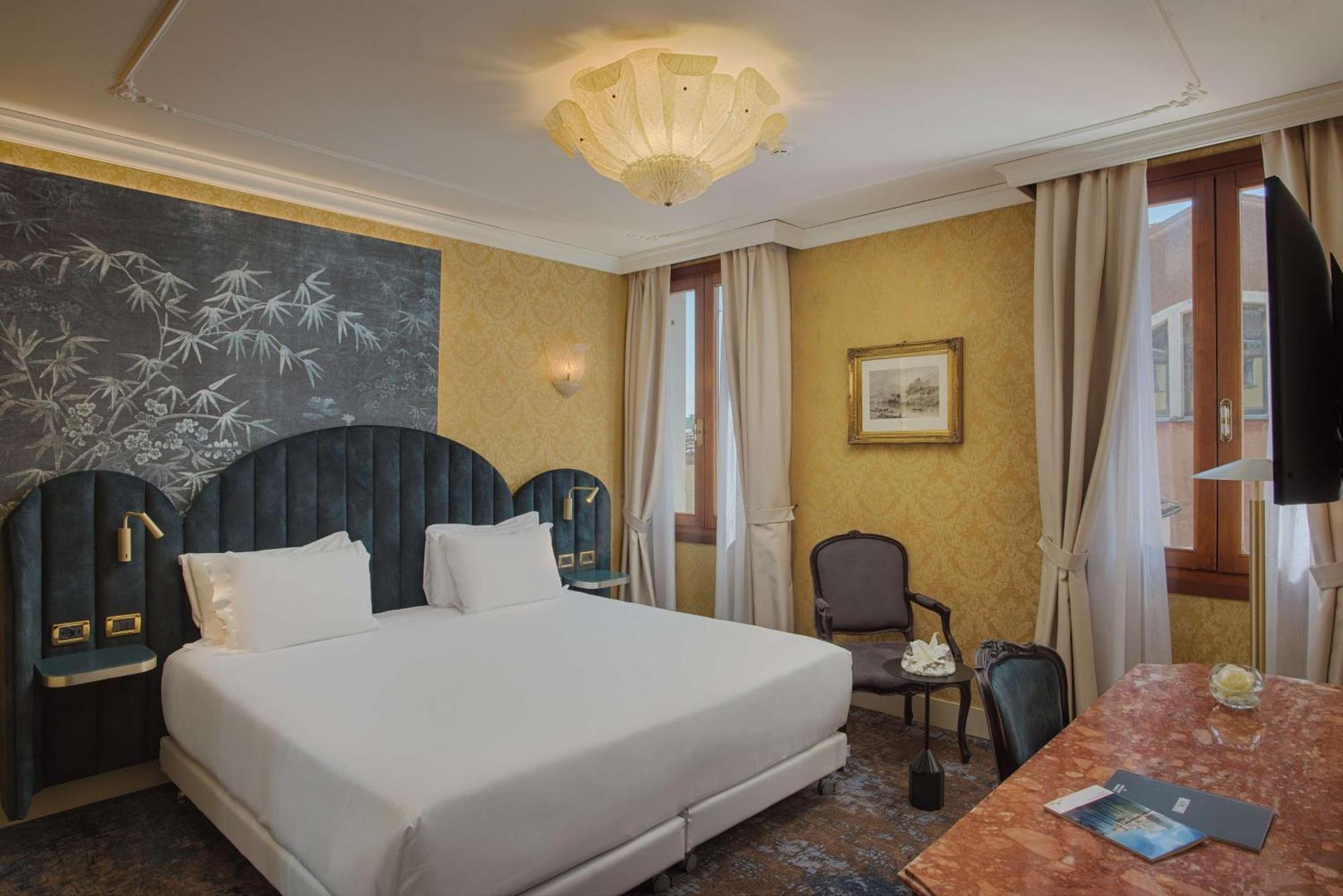 Nh Venezia Santa Lucia Hotell Exteriör bild