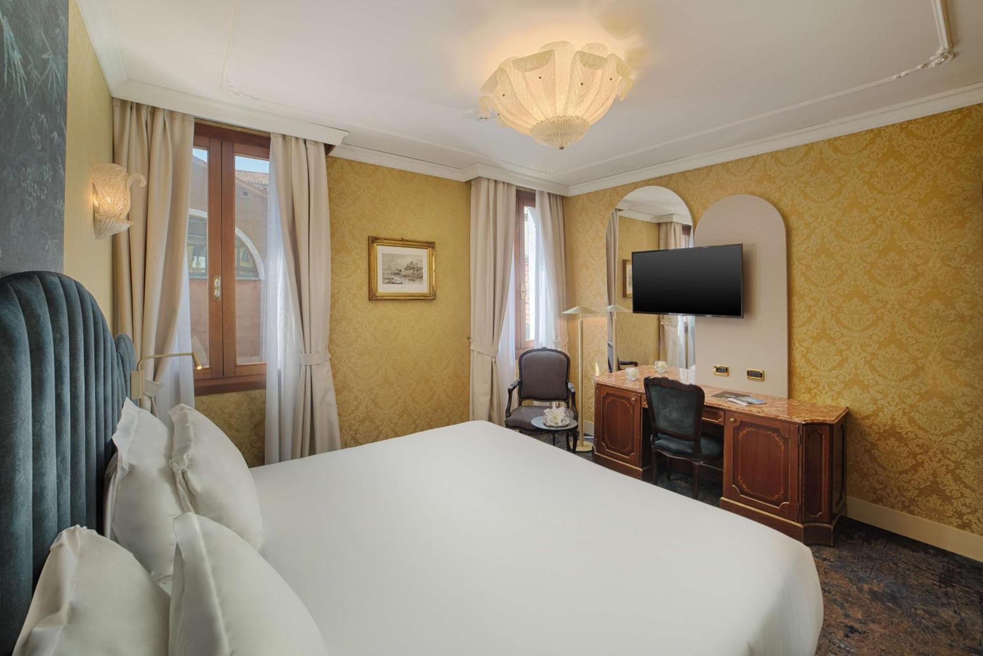 Nh Venezia Santa Lucia Hotell Exteriör bild